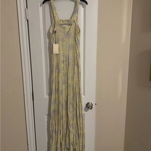 Brand new elan maxi dress, size small, yellow, gray and white